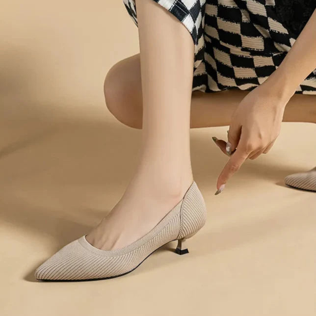 Liena Kitten Pumps