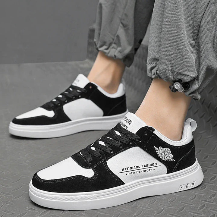 YCO Sneakers